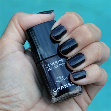 chanel nails 2015 winter|Chanel Chataigne nail polish for fall 2015 review.